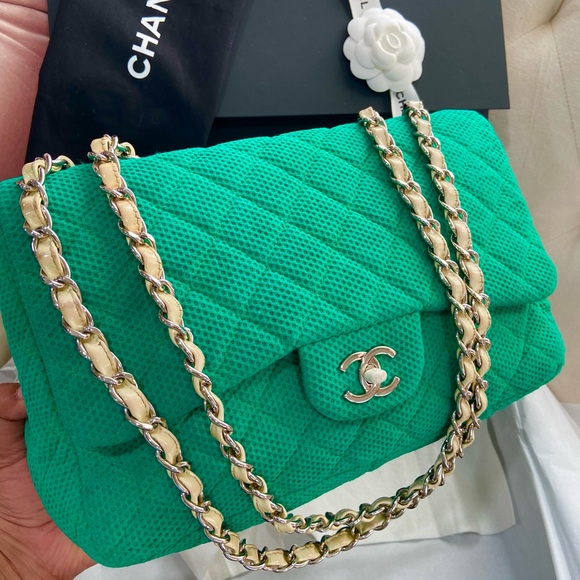 💚💚Rare Chanel Large Flap Bag - Picture 2 of 15